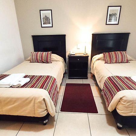 Laplace Hotel Cordoba Bagian luar foto