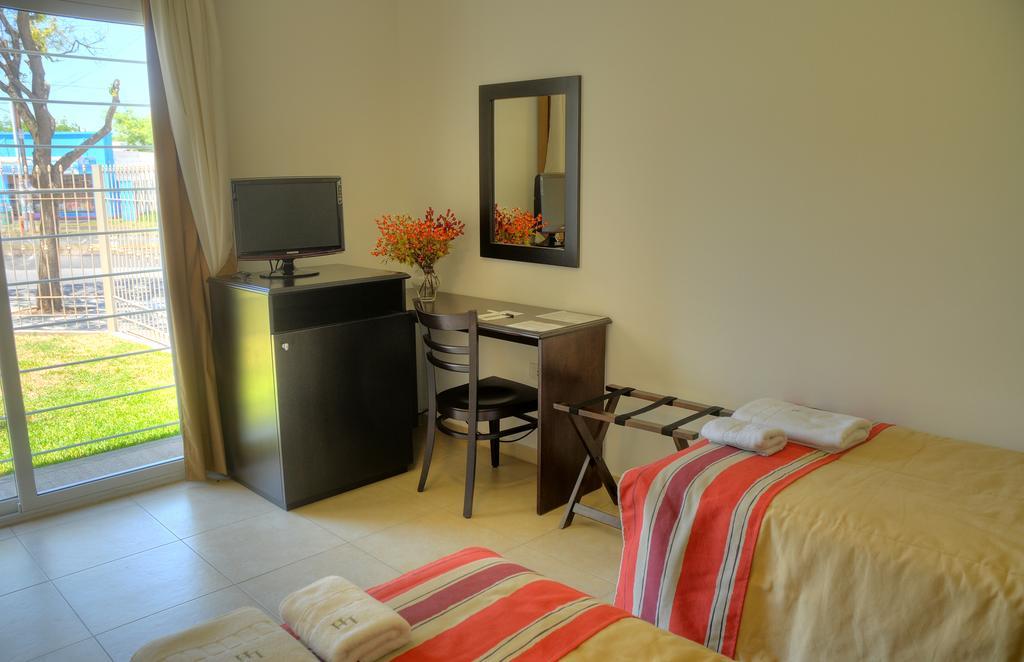 Laplace Hotel Cordoba Ruang foto