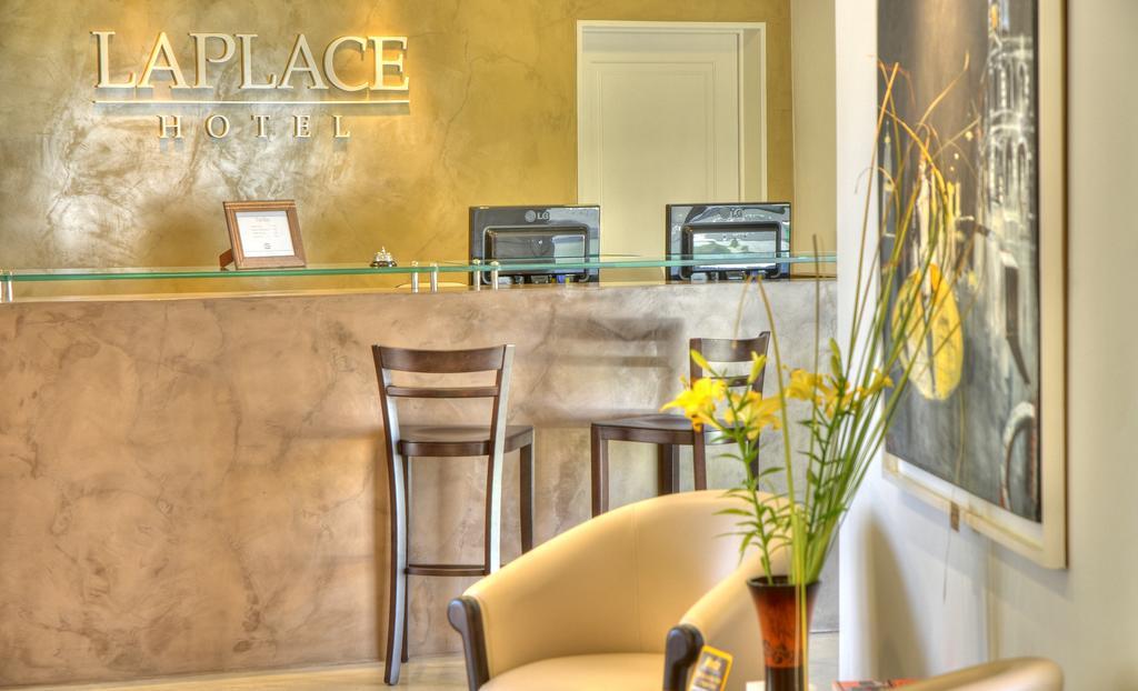 Laplace Hotel Cordoba Bagian luar foto