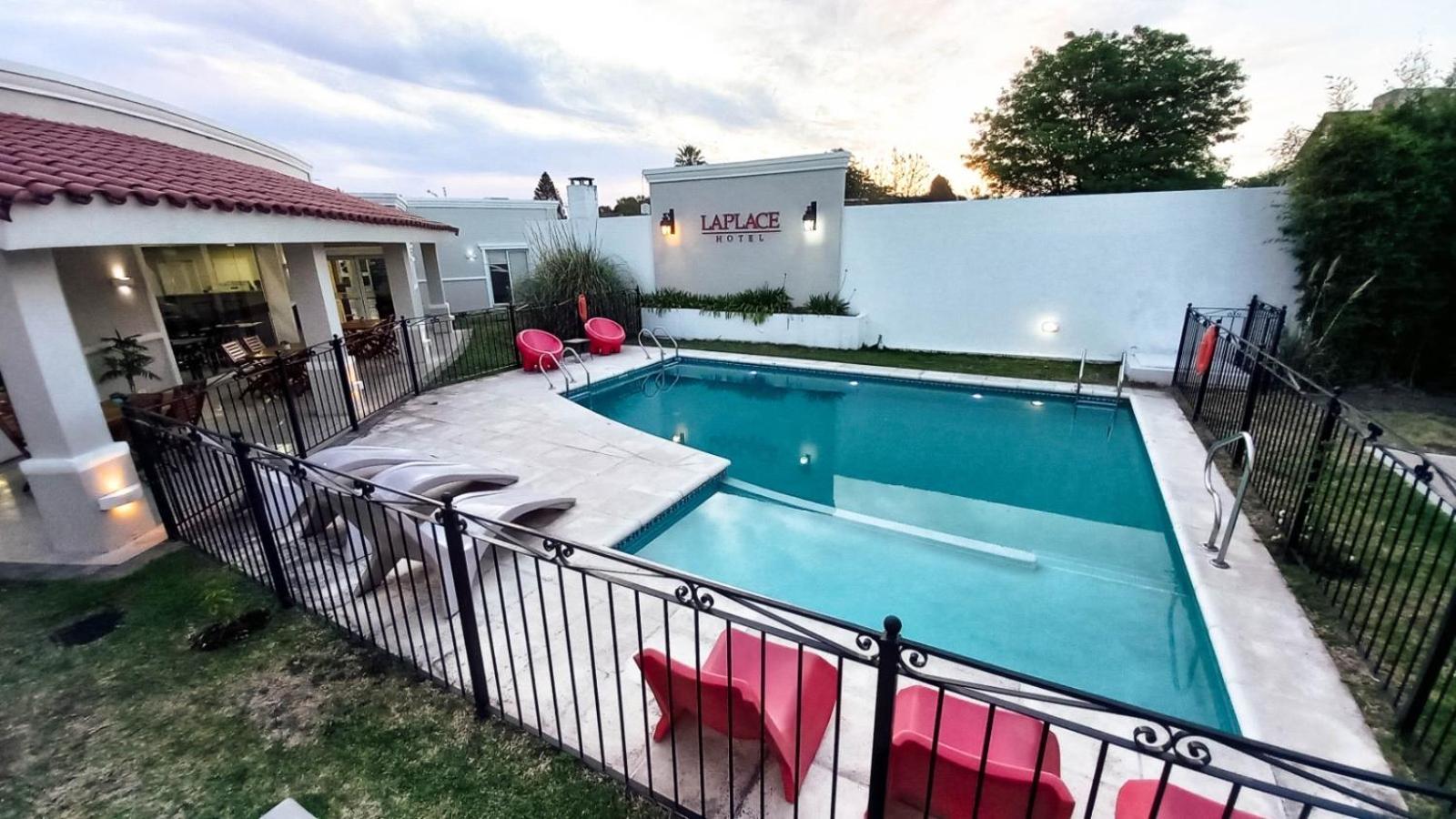 Laplace Hotel Cordoba Bagian luar foto
